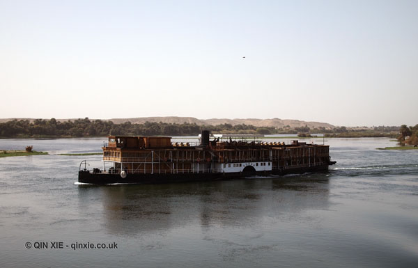 Cruise boat, Cruise on the Nile
