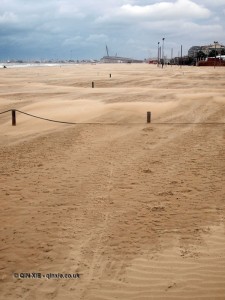 Moving sand, Pescara, Abruzzo