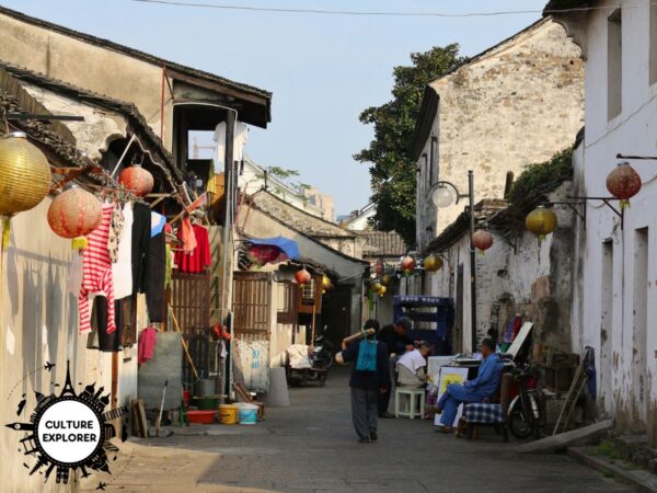 Street in Shaoxing, China