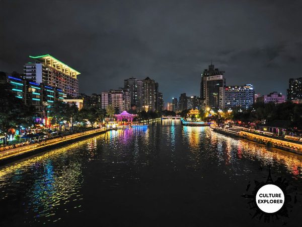 River view in Chengdu copyright Qin Xie